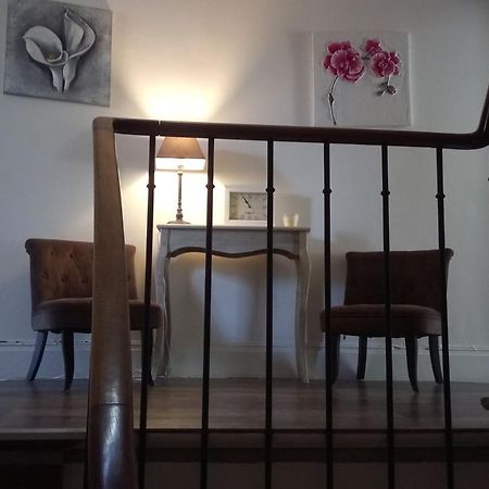 Bed and Breakfast Maison De Ville Magny-en-Vexin Exterior foto