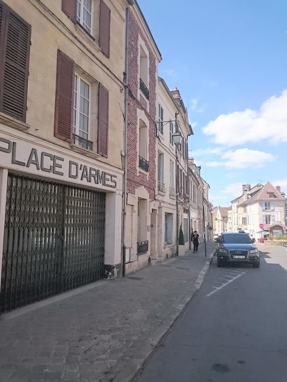 Bed and Breakfast Maison De Ville Magny-en-Vexin Exterior foto