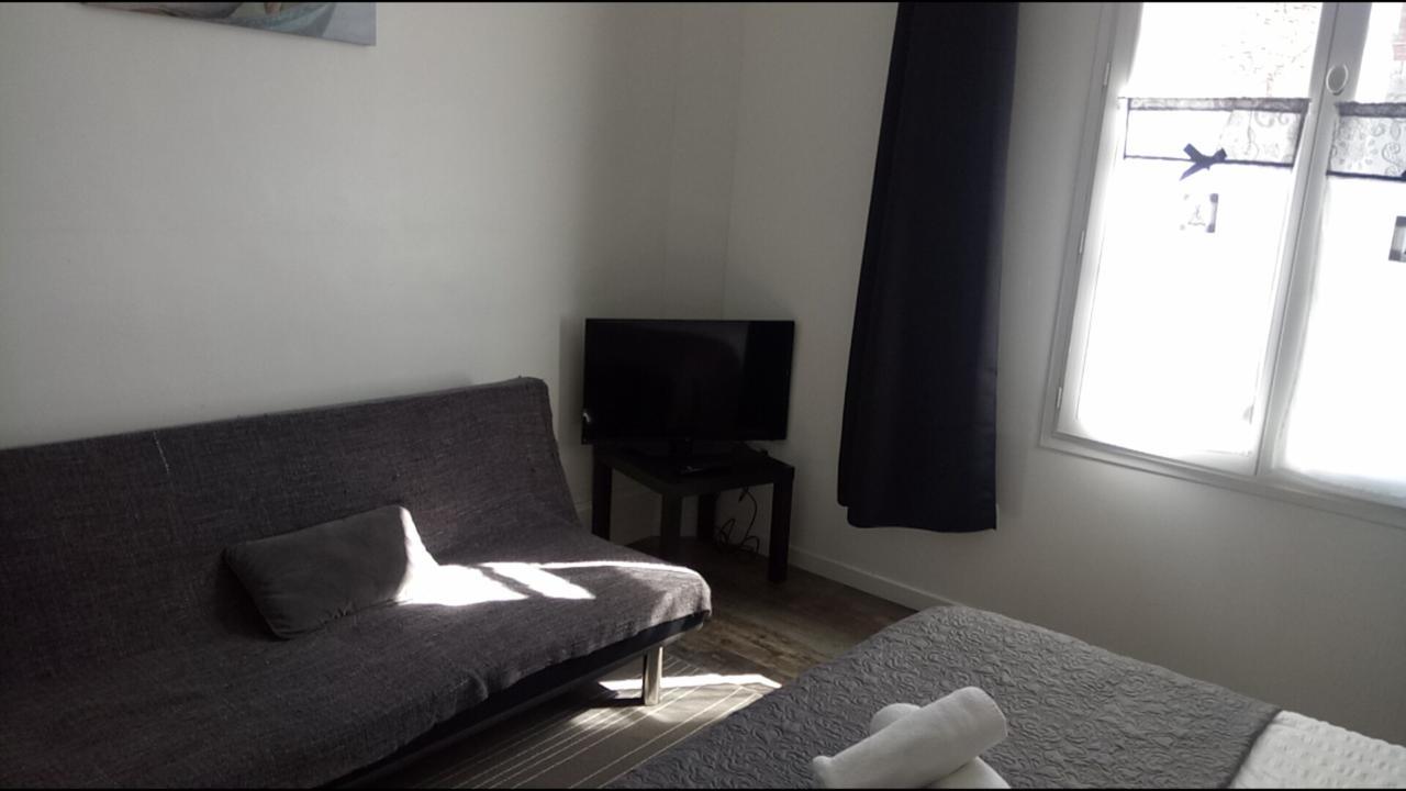 Bed and Breakfast Maison De Ville Magny-en-Vexin Exterior foto