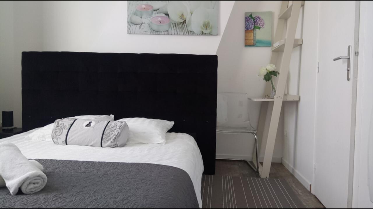 Bed and Breakfast Maison De Ville Magny-en-Vexin Exterior foto